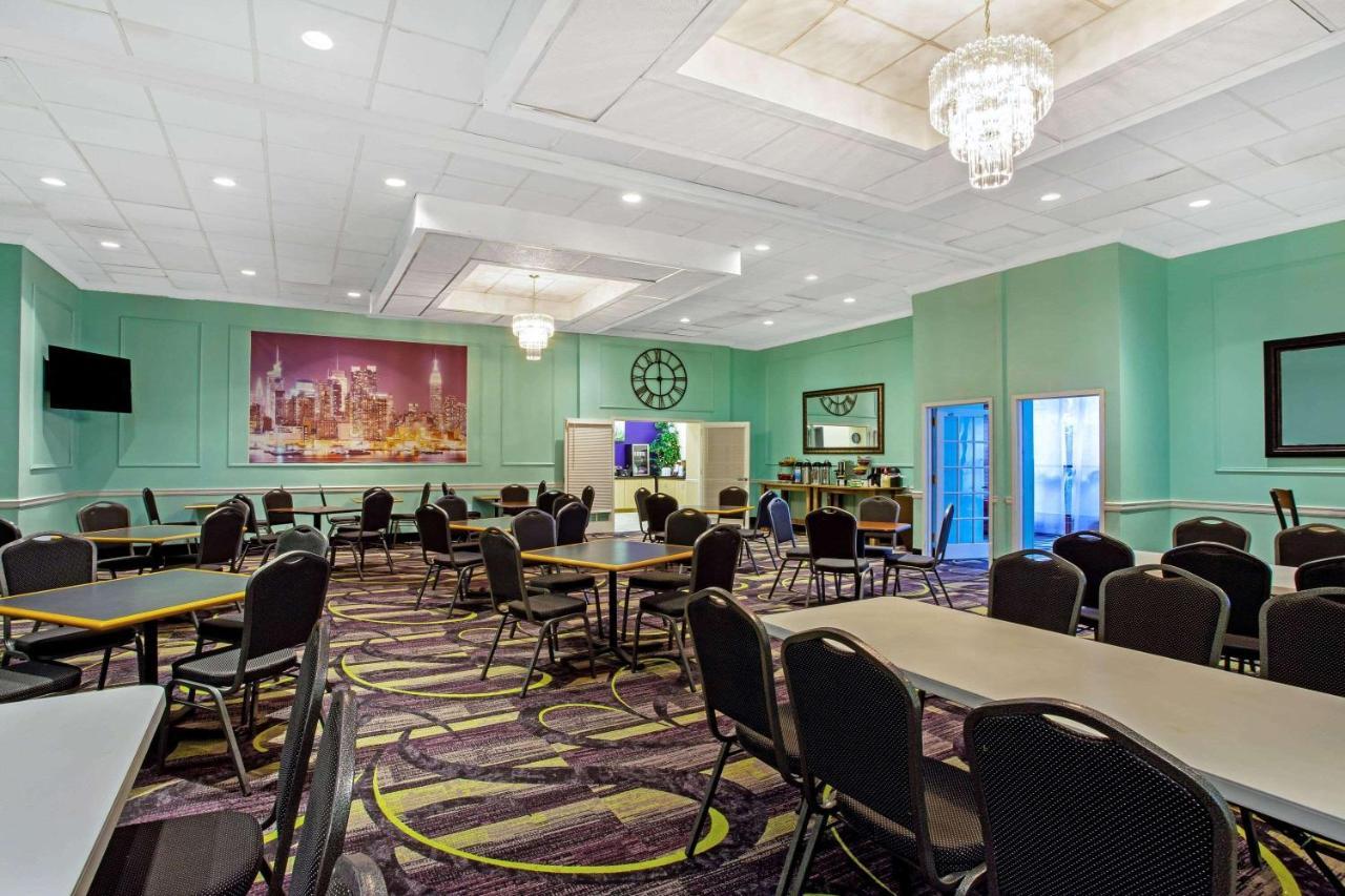 La Quinta By Wyndham Armonk Westchester Cnty Apt ภายนอก รูปภาพ